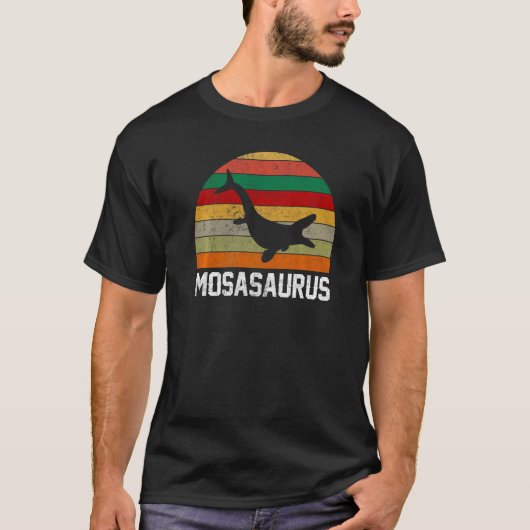 モサウルスディノ先史時代の恐竜8 Tシャツ (正面)