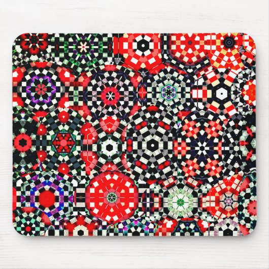 モザイクの万華鏡のように千変万化するパターンチェス六角形、赤い黒へ マウスパッド (正面)