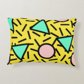 モザイクストライプの模様：レトロなメンフィス アクセントクッション (裏面)
