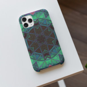 モザイク万華鏡のように千変万化するパターンフラワーグリーンブルーとピンク iPhone 11 ケース