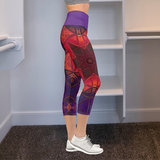 モザイク万華鏡のように千変万化するパターンフラワーレッド&パープルレギンス カプリレギンス