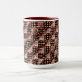 モザイク市松模様にを施した赤い風変わり正方形 マグカップ (中央)