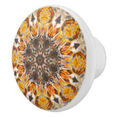 モザイク抽象的なマダラチョウの曼荼羅パターン セラミックノブ (右)