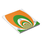 モザイク・オブ・マジェシー:インド国旗の万華鏡のように千変万化するパターン ノートパッド (アングル)