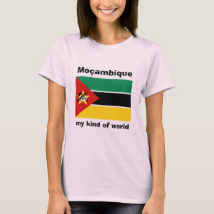 モザンビークの旗 + 地図 + 文字のTシャツ Tシャツ