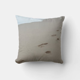 モザンビークの白いビーチの足跡 クッション