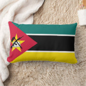 モザンビーク国旗（国旗）（アフリカ） ランバークッション (ブランケット)