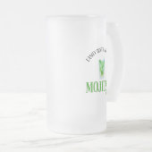 モジトスに気を取られる フロストグラスビールジョッキ (正面右)