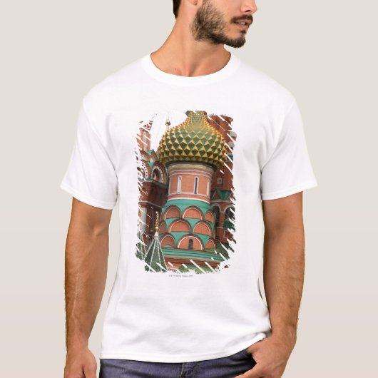 モスクワ、ロシアの赤の広場。 aで撮影される tシャツ (正面)