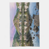 モセルエディガーエラーサンセットリバーコケムサミナリー キッチンタオル (縦)