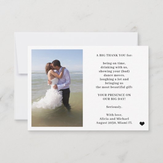 モダンおもしろいカジュアルタイポグラフィ2枚結婚の写真 サンキューカード (裏面)