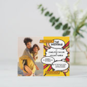モダンおもしろいフォト漫画結婚ブック インビテーションポストカード (スタンド正面)