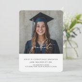 モダンおもしろい写真の卒業 | 2025年クラス 招待状 (スタンド正面)