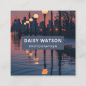 モダンお洒落写真家の街並みqrコード スクエア名刺 (正面)