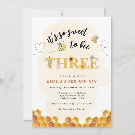 モダンかわいい3歳の誕生日を迎えるのはとても甘い 招待状 (正面)