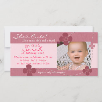 モダンかわいこちゃん誕生日招待状（花あり）