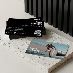モダンでおしゃれなパーソナルトレーナー フィットネス写真 QR 名刺