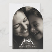 モダンでおしゃれなリボン2写真クリスマスアーチカード 招待状 (正面)