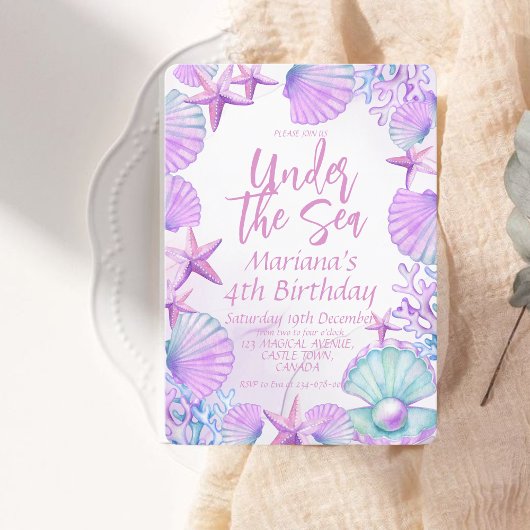 モダンでおしゃれな海の4歳誕生日ガールパーティー 招待状