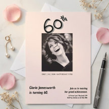モダンでおもしろい薄ピンクの写真入り60歳の誕生日