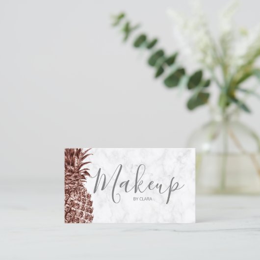 モダンでかわいらしいばら色の金ゴールドのパイナップルメーキャップアーティスト 名刺 (スタンド正面)