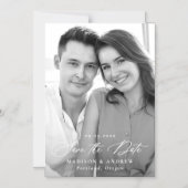 モダンでエレガントなカリグラフィー写真の結婚式事前告知 マグネット招待状 (正面)