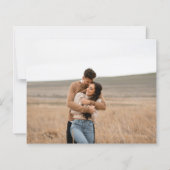 モダンでエレガントな写真入り予算婚約招待状 (裏面)