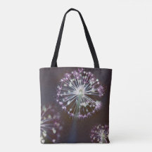 モダンでエレガントな紫の花の抽象的な花火