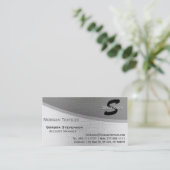 モダンでエレガントな銀製の金属モノグラム 名刺 (スタンド正面)