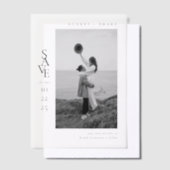 モダンでクリーンなモノクロ写真の結婚式 ベラム紙招待状 (オフセット)