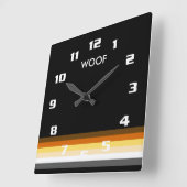 モダンでクールなゲイ・ベア・プライド・フラッグ WOOF スクエア壁時計 (傾斜)