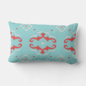 モダンでシックで赤いターコイズのイカットの枕 ランバークッション (裏面)