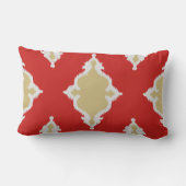 モダンでシックな赤および金ゴールドのイカットの枕 ランバークッション (裏面)