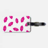モダンでシックな金ゴールドXOXOのショッキングピンクの唇 ラゲッジタグ (裏面横)