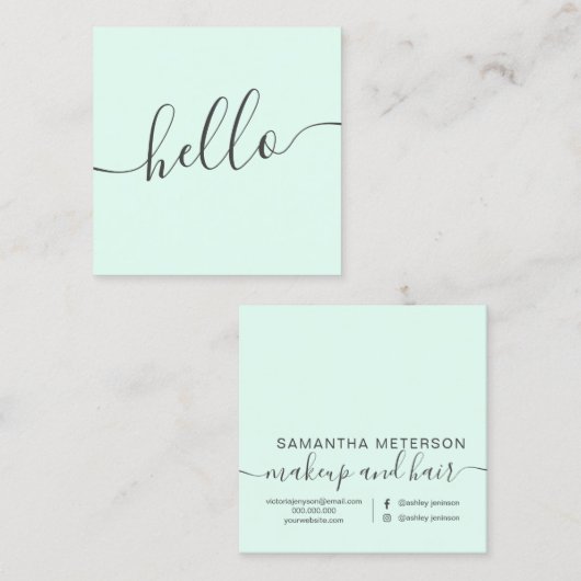 モダンでシンプルなパステル調の真新しい灰色のスタイリッシュでガーリーなこんにちは スクエア名刺 (正面/裏面)