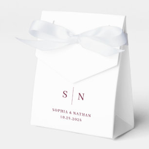 モダンでシンプルな白とワインレッドの結婚式 フェイバーボックス
