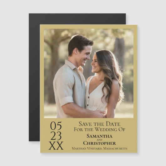 モダンでシンプルな結婚式の事前お知らせフォトゴールド マグネット招待状 (正面/裏面)