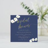 モダンでスタイリッシュな白い蘭のネイビー ブライダルシャワー 招待状 (スタンド正面)