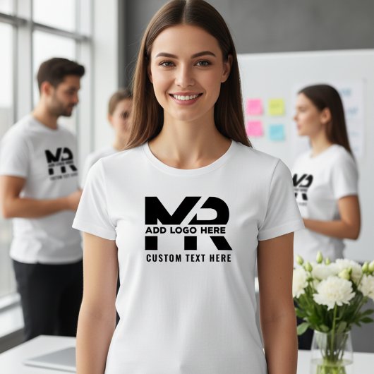 モダンでミニマルなカスタムビジネス ロゴ入りスタッフ Tシャツ