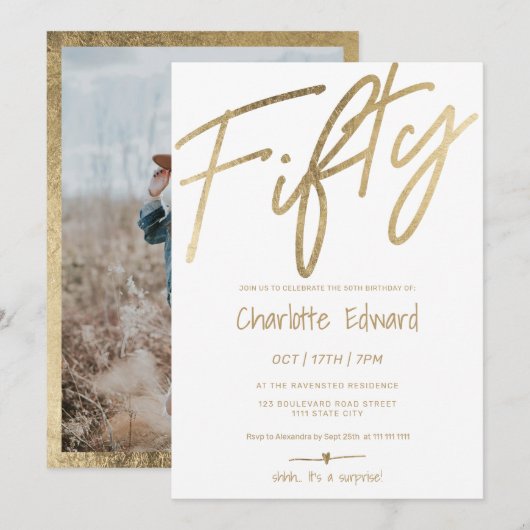 モダンでミニマルなゴールドフォトサプライズ50 招待状 (正面/裏面)