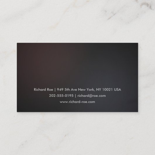 モダンで創造的な専門の暗い名刺 名刺 (裏面)