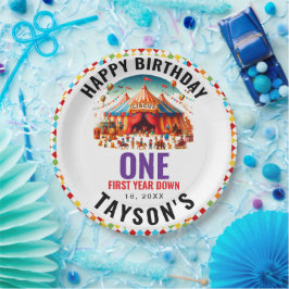 モダンで可愛いサーカスカーニバル1歳の誕生日 ペーパープレート
