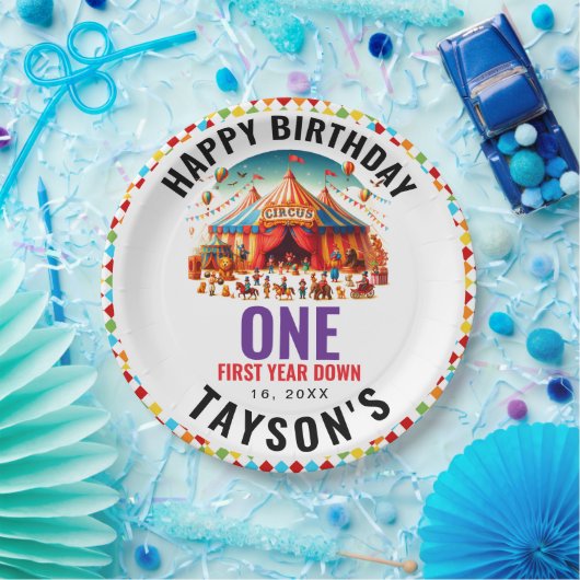 モダンで可愛いサーカスカーニバル1歳の誕生日 ペーパープレート (パーティー)