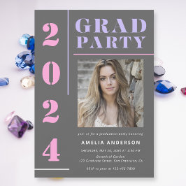 モダンで大胆なタイポグラフィーのグレーフォト卒業パーティー 招待状