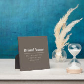 モダンで大胆なライトベージュのブランドまたはビジネス フォトプラーク (インサイチュ)