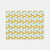 モダンで幾何学的で真新しく黄色い三角形パターン フリースブランケット (正面(横))