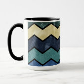 モダンで男らしく青いシェブロン マグカップ (左)