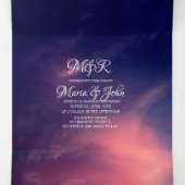 モダンで美しいピンクの夕焼け空と黒い雲 三つ折り招待状 (内部中)