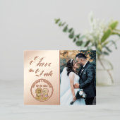 モダンで遊び心のある結婚式の写真 保存日付のお知らせ 箔招待状ポストカード (立ち正面)