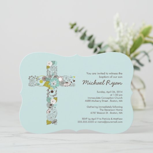 モダンで青い花の十字の男の子の洗礼の招待状 招待状 (スタンド正面)